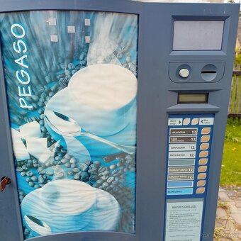 Nápojový automat - 2