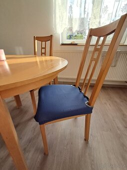 Stůl IKEA + 4 židle - 2