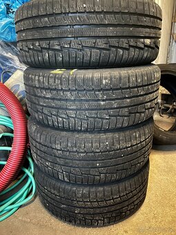Zimní pneu 235/45/18 Nokian WR A3 - 2