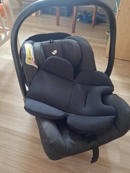 Detska autosedačka - 2