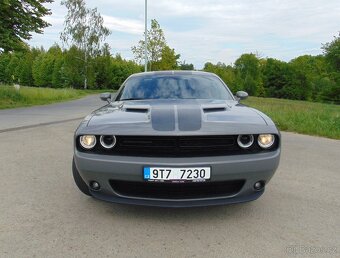 Dodge Challenger SXT 2018 (V6) - 2