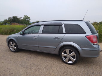OPEL ASTRA CARAVAN - 2