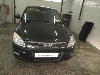 Hyundai i30 1,6 CRDi 115 - 2