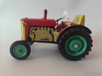 Traktor s valníkem - KDN - 2