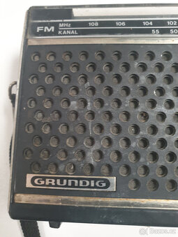 GRUNDIG SOLO-BOY 300 - 2