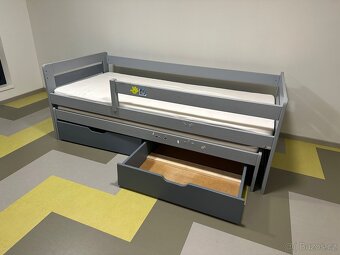 Kvalitní postel s úložným prostorem 90x180 a výsuvným lůžkem - 2