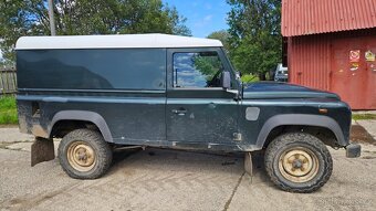 Land Rover Defender 110 Hard Top - 2