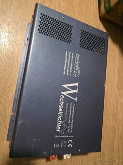 Měnič s čistě sinusovým proudem 2200 W 12 V s proudovým chrá - 2