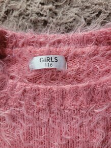 Chlupatý svetr s liškou - 2