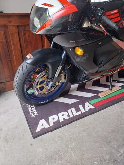 Aprilia RSV 1000 Mille - 2