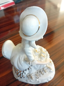 Porcelánová soška - 2