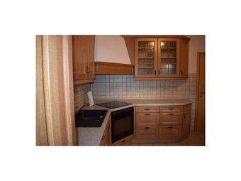 Kuchyně světlý dub masiv, s vestavěnými spotřebiči,5567 - 2