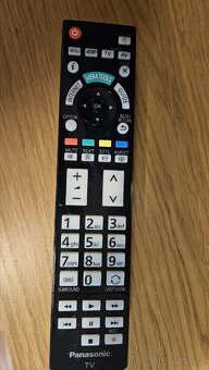 Panasonic TV TX-P42ST50E - 2