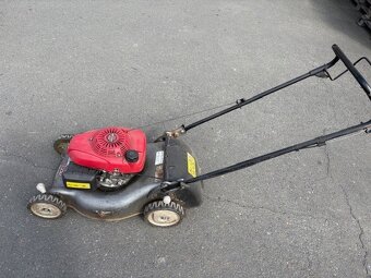 Sekačka Honda HRG466 PKEA - 2