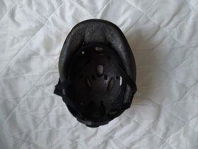 DÍVČÍ CYKLOHELMA - 2