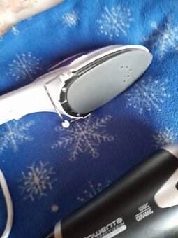 Fén a cestovní žehlicka - 2