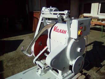 HNĚTAČ TĚSTA VULKAN - 2