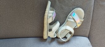 Dívčí sandálky Deichmann vel.35 - 2