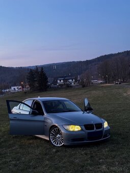 BMW E90 320d - 2