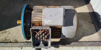 elektromotor 5,5kw.1400ot. - 2