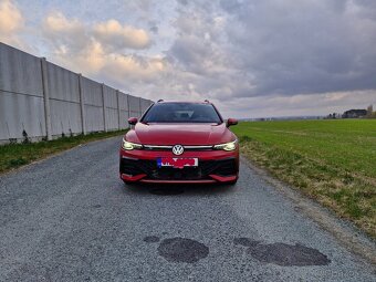 VW Golf 8, 110 KW, nejnovější model - 2