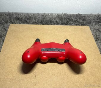 Ps4 ovladač - 2