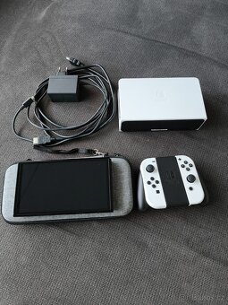 Nintendo Switch OLED White - 2