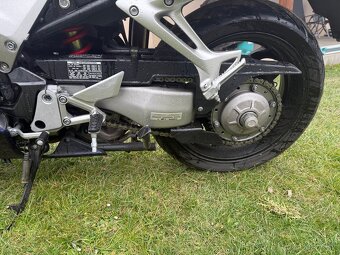 Honda VFR 800 - 2
