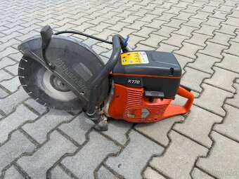 Rozbrušovací pila Husqarna k 770 - 2