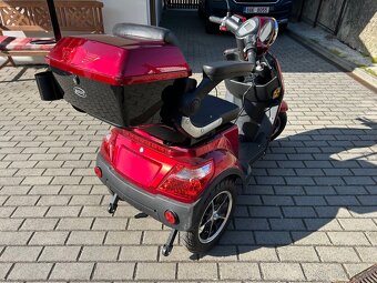 Elektrická tříkolka Selvo 31000 - 2