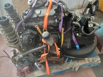 Motor 1.9 tdi pd 74 kw AXR cca 200tkm - 2