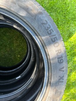 Continental Premium Contact 6 19" 235/50/R19 - 2
