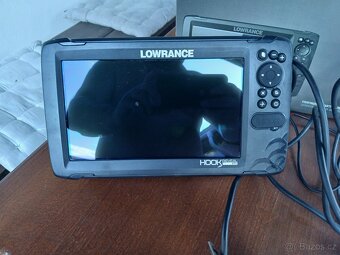 LOWRANCE Hook reveal 9 - 2