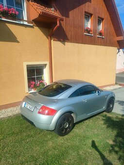 Audi tt 8N 132 kw - 2