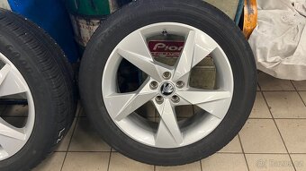 Škoda volans alu disky +goodyear R17 5x100 205/55 JAKO NOVÉ - 2