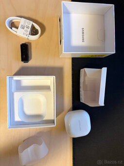 Sluchátka SAMSUNG Galaxy Buds 2 Graphite - 2