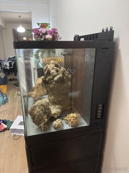 Prodám mořské akvárium + příslušenství - 2