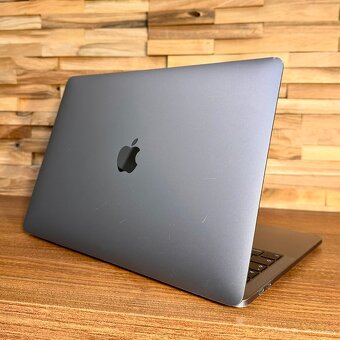 MacBook Pro 13¨ Touch Bar,i5,2019, 16GB RAM,512GB SSD - 2