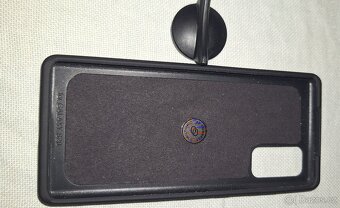 Prodám obal od Yamaha na Samsung Galaxy S20 - 2