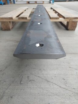 Oboustranný šroubovací břit manitou 20x150x2450 mm HB500 - 2