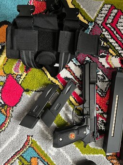 DE M917G & Samurai Edge B. Burton FA - 2