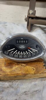 Jawa panelka 250 , 350 . 559 ,360 - 2