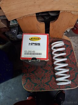 Pružina na ktm - 2