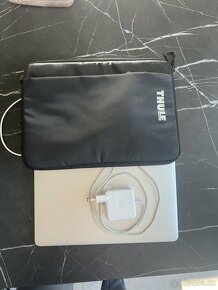 Apple MacBook Air 13" i5 - 2