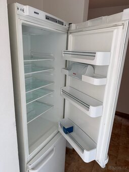 Prodám lednici s mrazákem BOSCH - 2