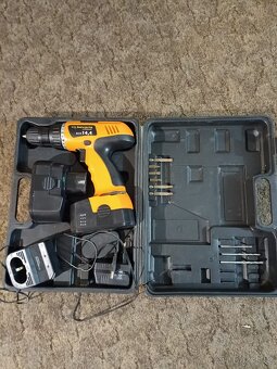 Aku vrtačka šroubovák - 2