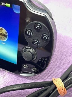 PS VITA oled + 4gb karta - 2