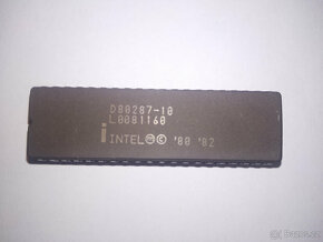Matematický koprocesor Intel D80287-10 - 2