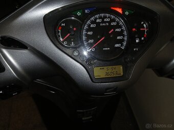 Honda sh 300 - 2
