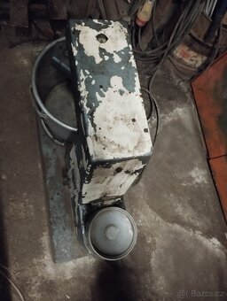 Profi hnětač M 051 - 2